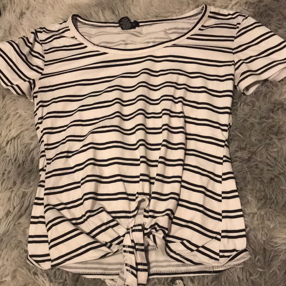 Black and a white Striped Short Sleeve Knotted